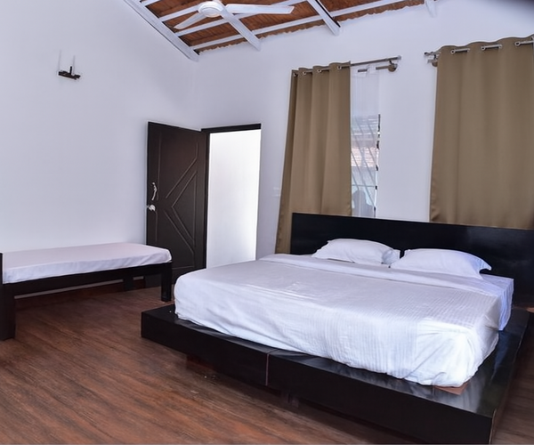 Premium Single Room